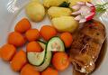 Gekookte Aardappelen, Parijse Wortelen, Rundervink en Braadjus