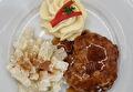 Aardappelpuree, Koolrabi met Saus, Indische Schijf en Braadjus