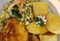 Gekookte Aardappelen, Chinese Kool, Kipdijvlees en Braadjus