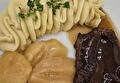 Aardappelpuree, Stoofappeltjes, Runderlap en Braadjus