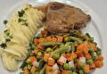 Aardappelpuree, Macedoine, Procureurlapje en Braadjus