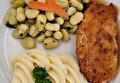 Aardappelpuree, Tuinbonen, Kalkoenfilet en Braadjus