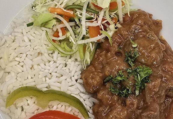 Rijst, Rauwkost en Rundergoulash