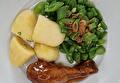 Gekookte Aardappelen, Hollandse Snijbonen, Drumstick en Gevogeltejus