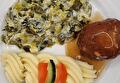 Aardappelpuree, Prei met Saus, Gehaktbal en Braadjus