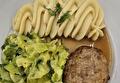Aardappelpuree, Witte Kool met Kerriesaus, Kalkoenburger met Gevogeltejus